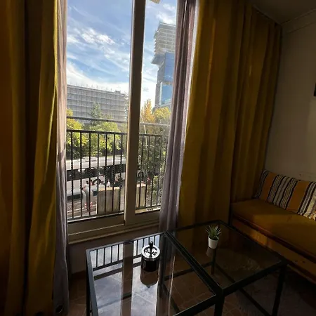 Hoja Διαμέρισμα *