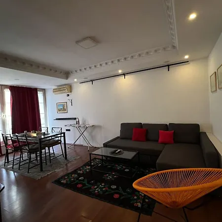 Apartament Hoja